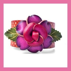 ❗️NEW❗️Genuine Leather Handcrafted/Handmade Floral Star Bracelet